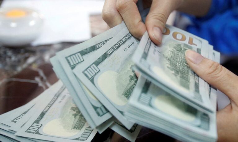 2026-02-26t200758z_1_lynxmpem1p1ak_rtroptp_4_dollar-hedging-bny