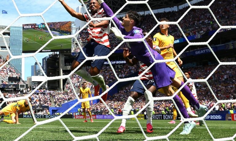 2026-06-19t200443z_1485653978_up1em6j1jgium_rtrmadp_3_soccer-worldcup-usa-aus